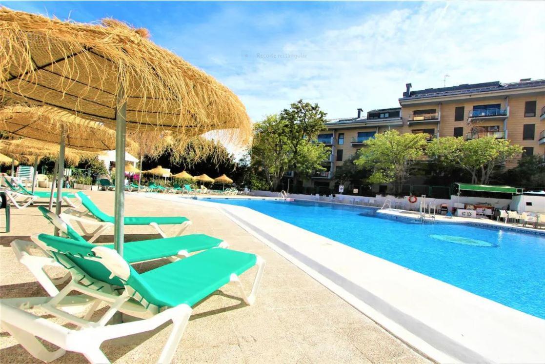 Апартаменти Piso En Alquiler En Benalmadena Costa Екстер'єр фото